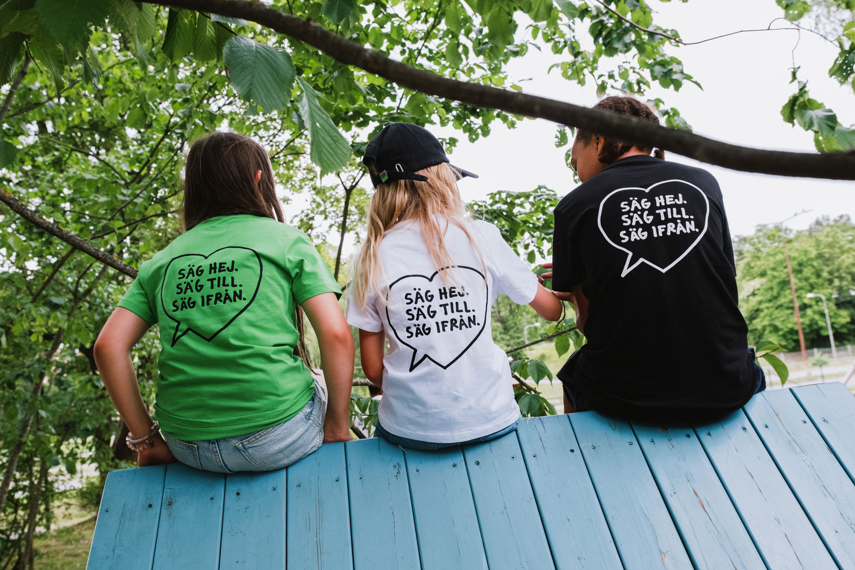 Barn med Friends t-shirtar