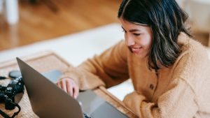 Women by computer